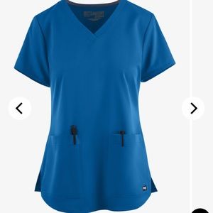 Grey’s Anatomy 2-Pocket Classic Fit Scrub Top - Hunter Green - Large.